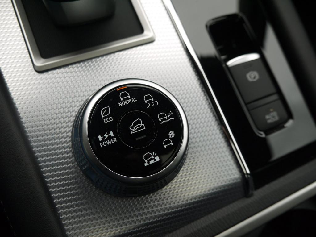 Mitsubishi Outlander 2.4 phev instyle 306pk s-awc|rijklaar