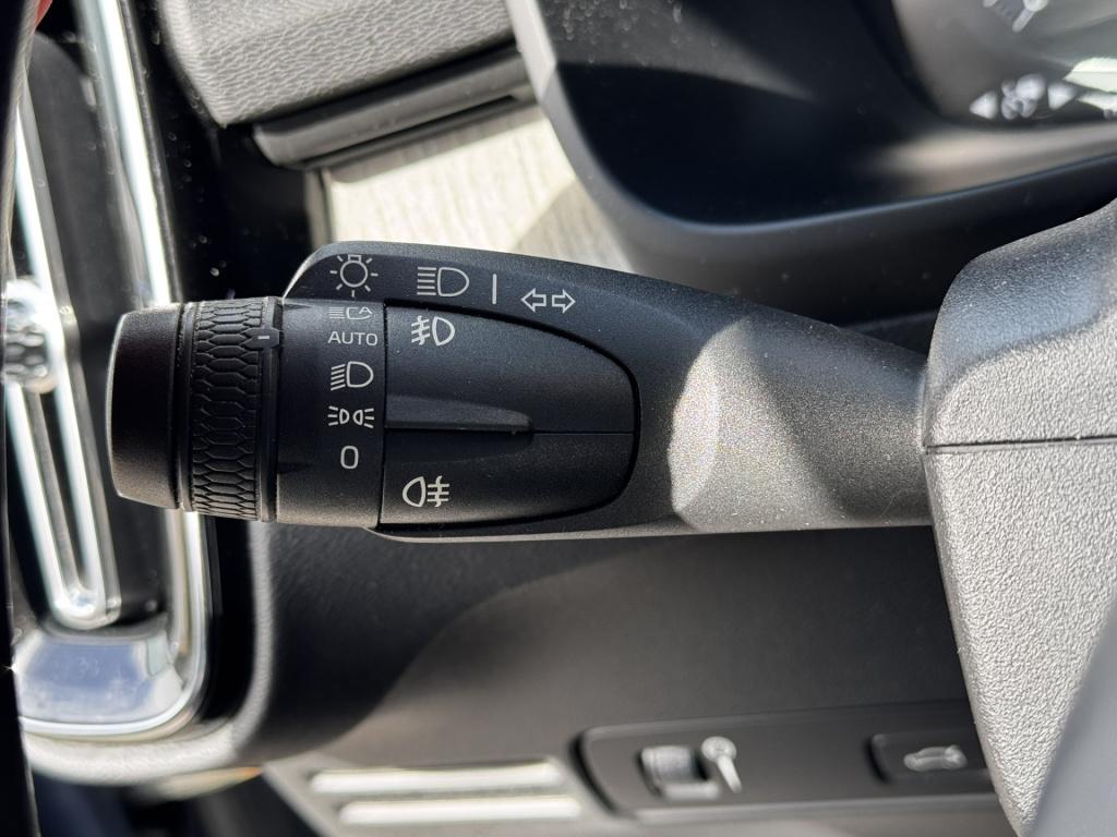 Volvo XC40 2.0 t4 inscription automaat | leer | 19'' lmv | trekhaak