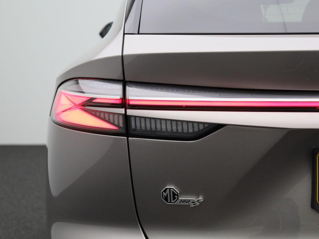 MG Hs phev 1.5 272pk aut. luxury | leder | camera | carplay | adaptieve cru