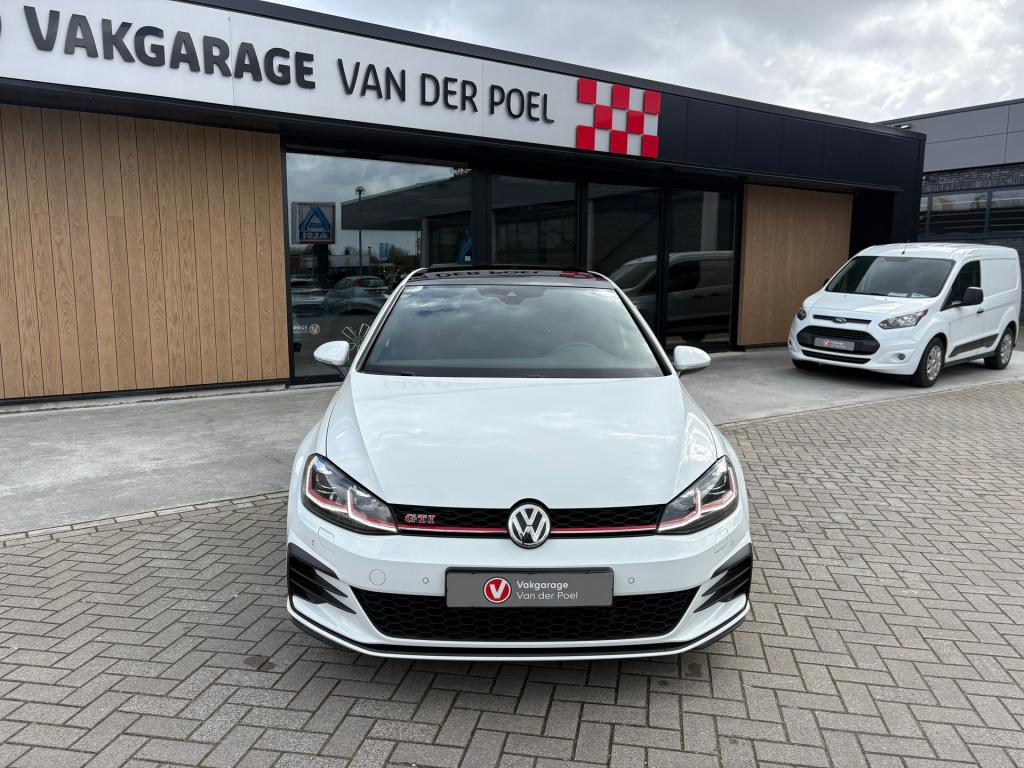 Volkswagen Golf 2.0 tsi gti performance