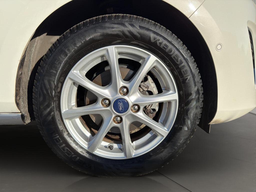 Ford Fiesta 1.0 ecoboost titanium | camera | parksensors | stoel/stuurverwa