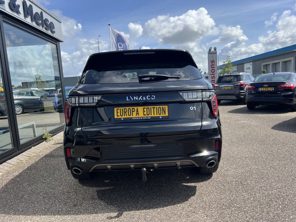 Lynk & Co 01 1.5 261pk phev plug in hybrid ,trekhaak , pano dak,car play
