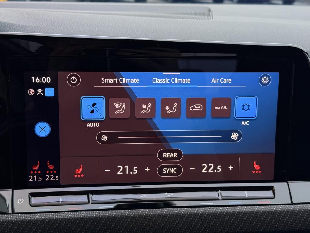 Volkswagen Golf 2.0 tsi r 4motion | pano | harman / kardon | stage 1+ 380pk