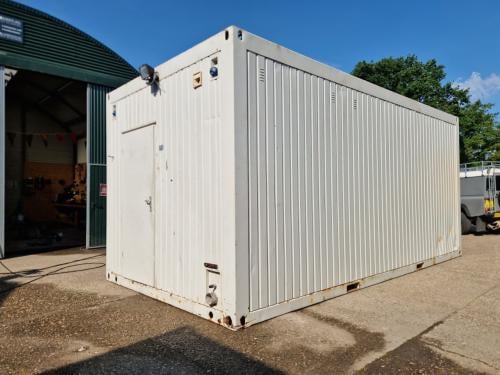 6x3m kantoorunit / woonunit / schaftkeet met keuken + toilet