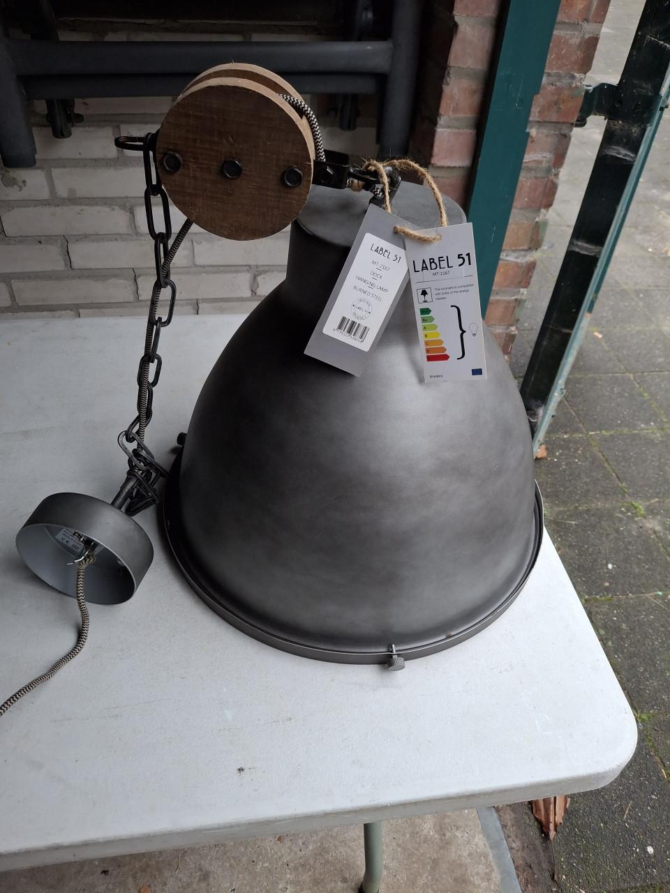 Industriële hanglamp.
