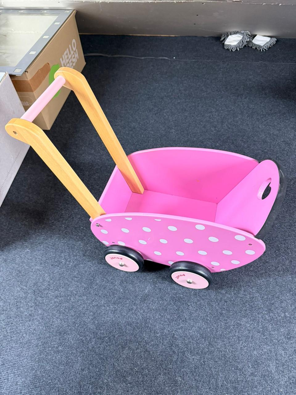 Houten speelwagen