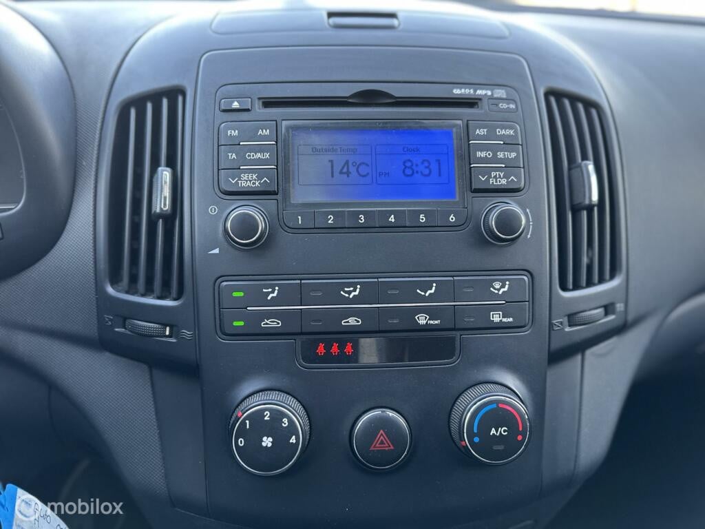 Hyundai i30 1.6i Dynamic Airco Cruise kmst157.649 Nap BJ2008