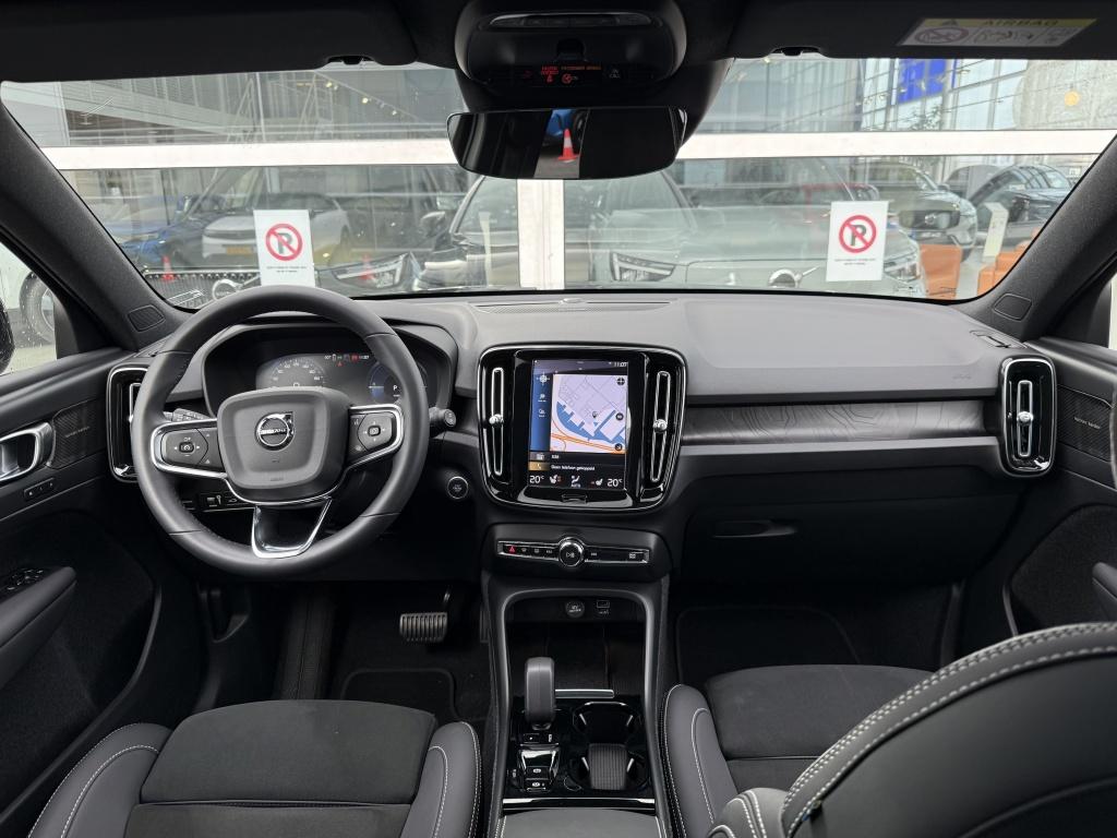 Volvo XC40 t5 262pk recharge ultimate dark| panodak| adap.cruise| camera| e