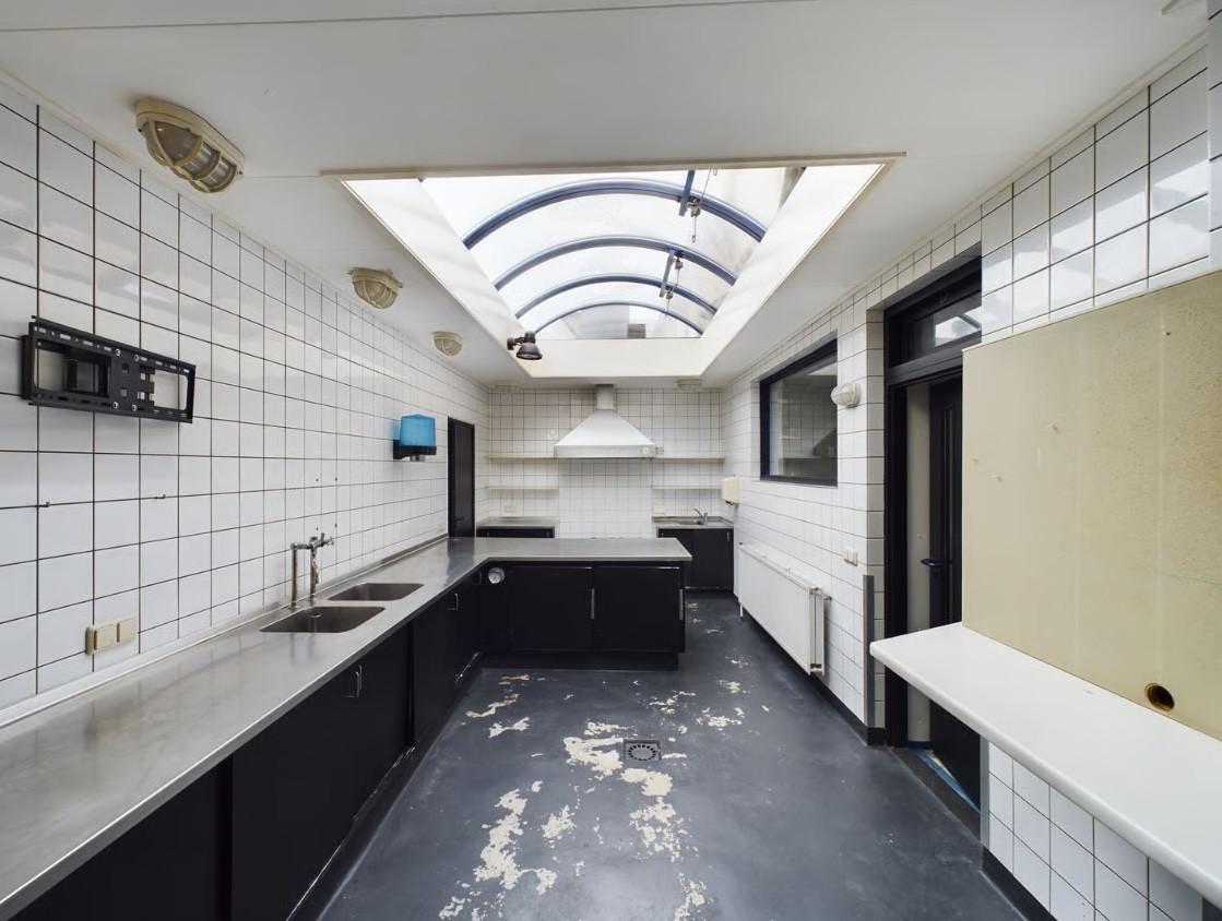 Horeca Keukenapparatuur - Complete koeltoog, frituur, afzuigkap