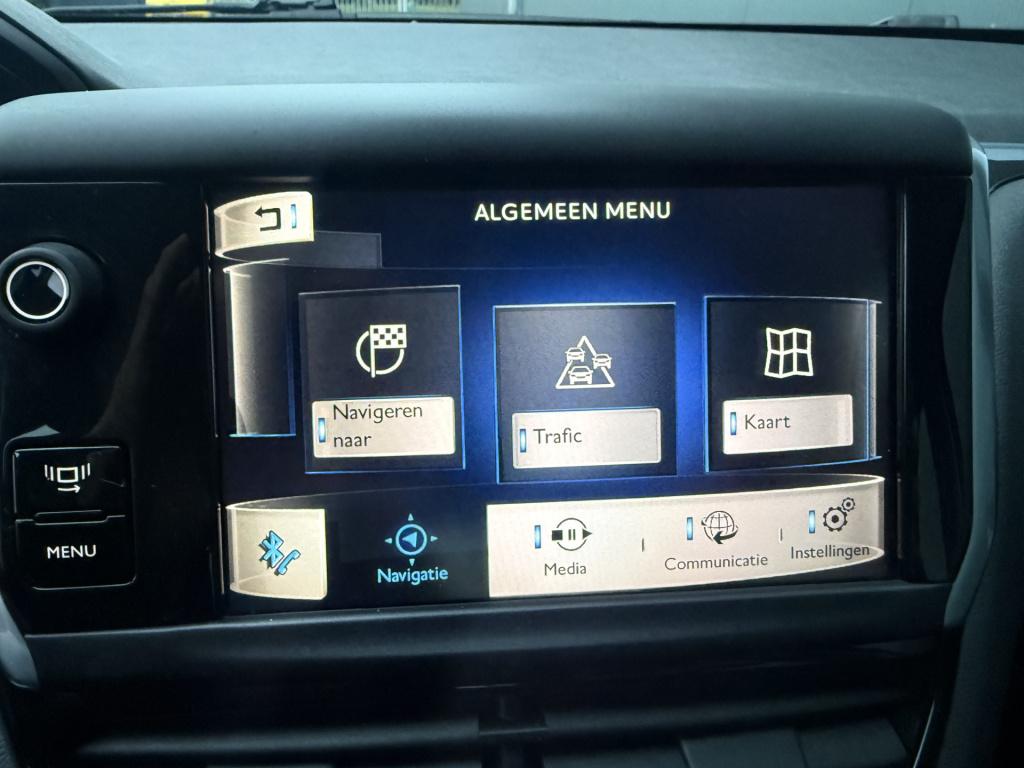 Peugeot 208 1.2 vti envy 5-drs