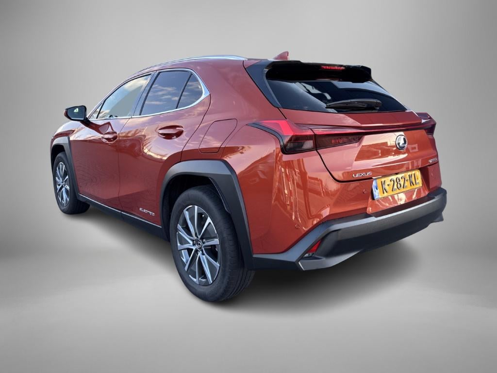 Lexus Ux 300e luxury 54 kwh | leder | stoelverwarming en -koeling | elektri