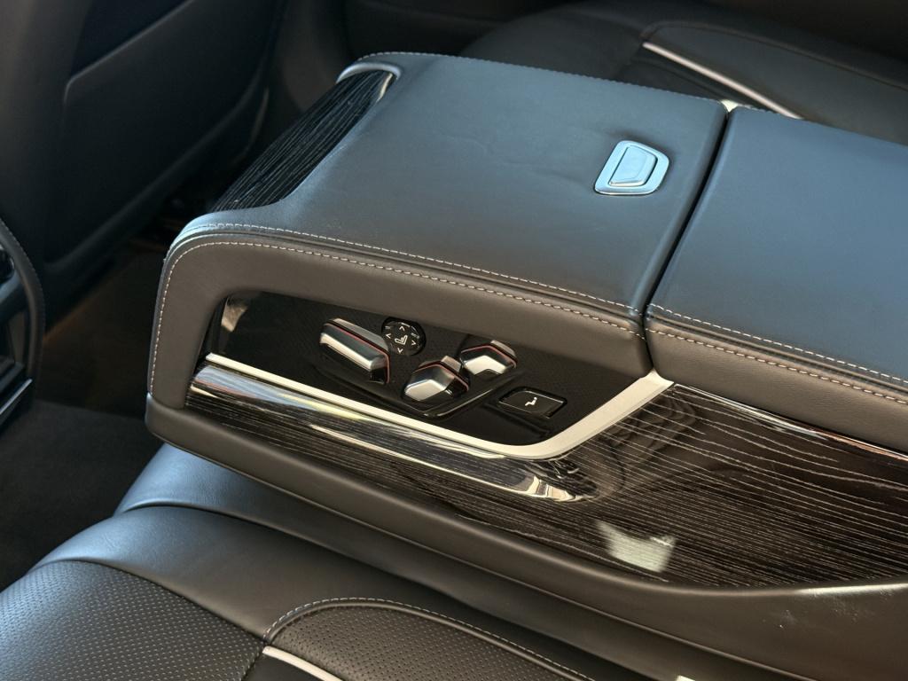 BMW 7 Serie 745e high executive | harman / kardon | schuif/kantel dak | sto