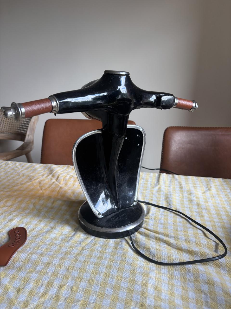 Vespa Tafel lamp Industrieel