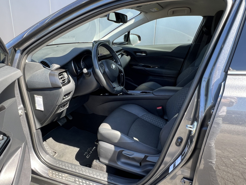 Toyota C-hr 1.8 hybrid dynamic