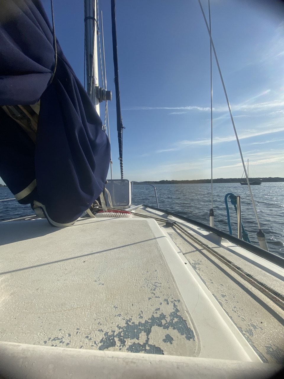 Zeiljacht 4 slaapplaatsen 8 pk bb met ligplaats Stad aan ‘t Haringvliet