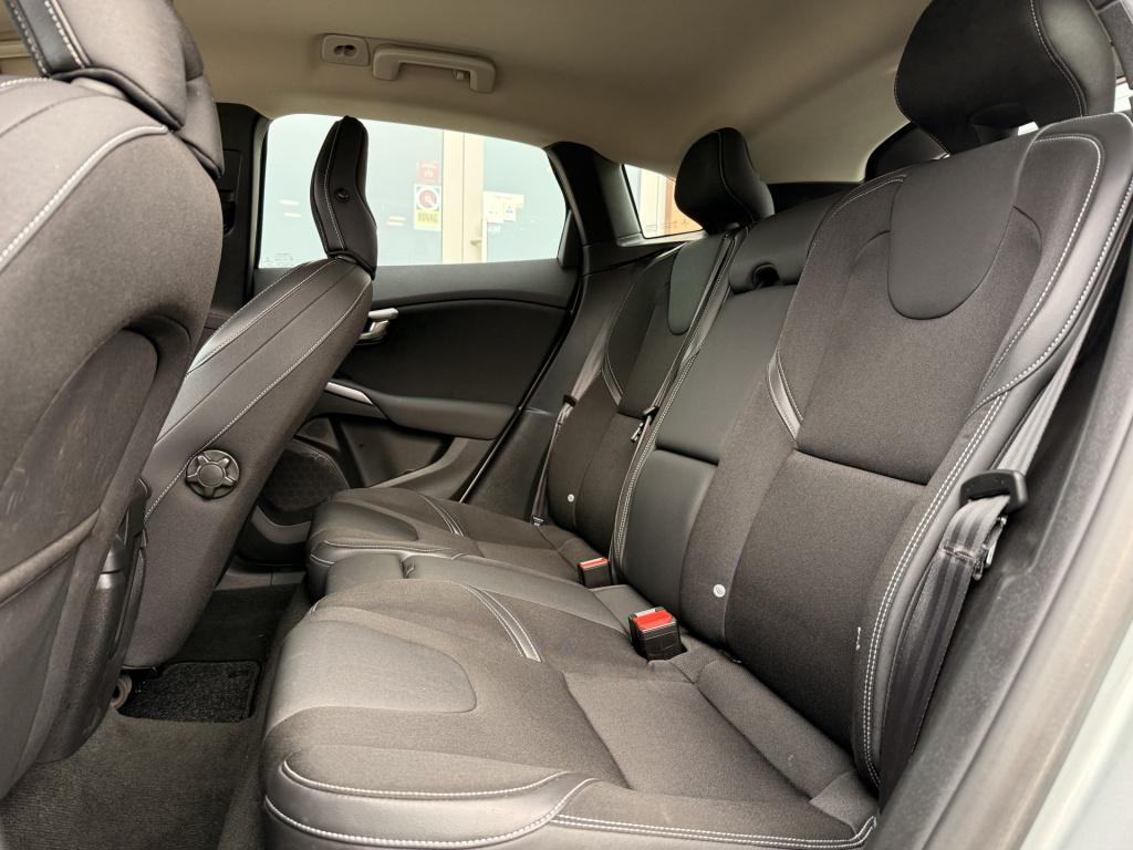 Volvo V40 1.6 t2 | cruise | navi | achteruitrijcamera