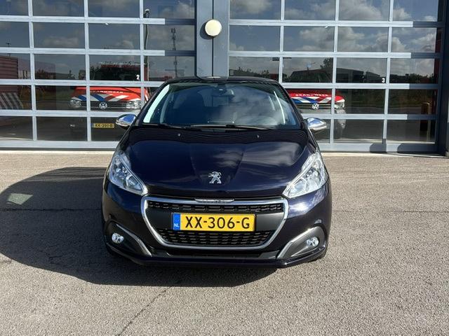 Peugeot 208 1.2 puretech signature