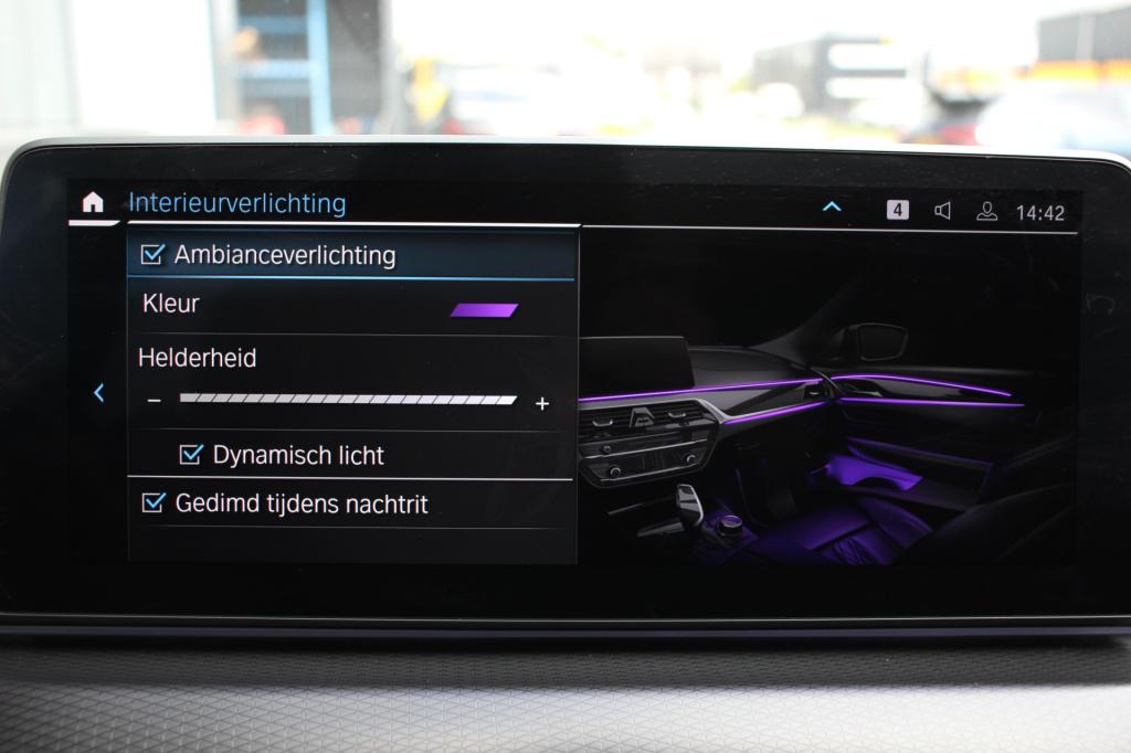 BMW 5 Serie 545e xdrive m-sport | schuifdak | 360 | head up | acc | el.trek