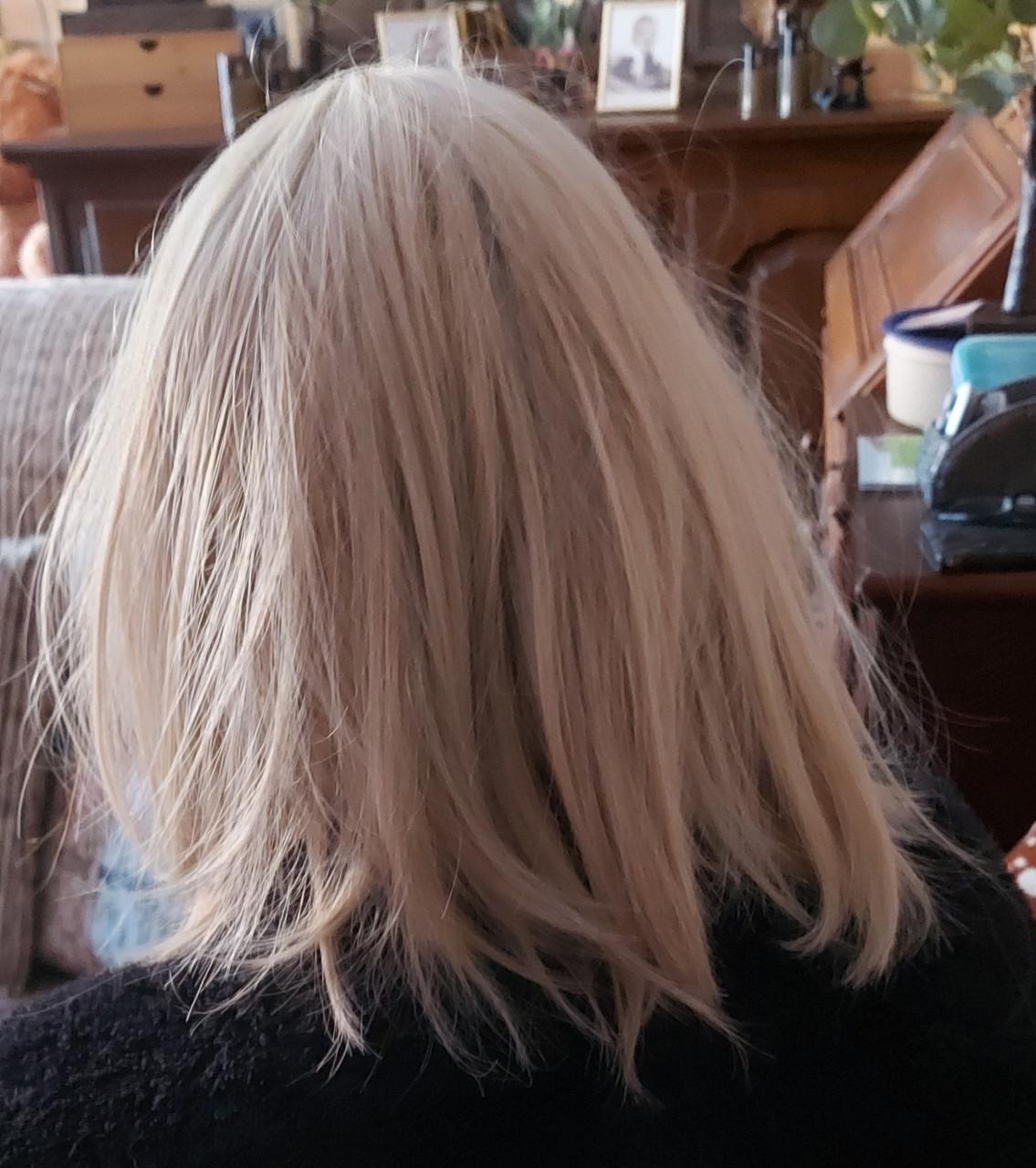 Korte pruiken. NIEUW