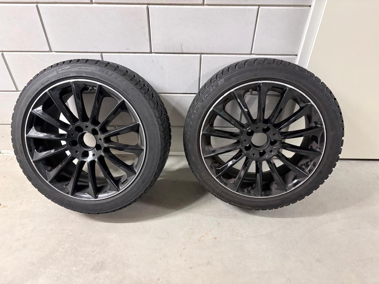 Mercedes A klasse W177 4x 18 inch velgen incl. Winterbanden