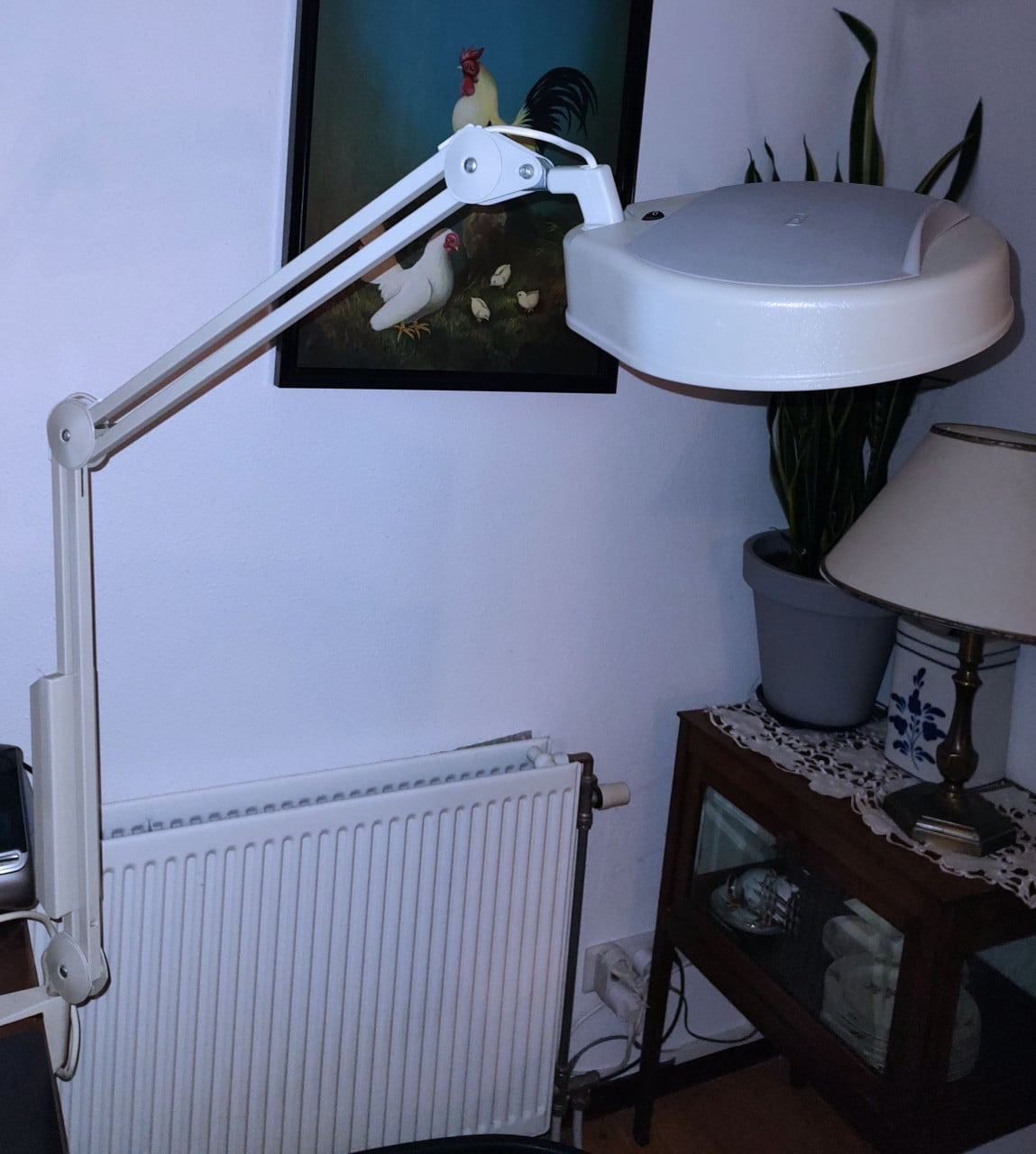 Luxo Loep met licht 22 W en afdekklep. Lens 12 cm, loeplamp