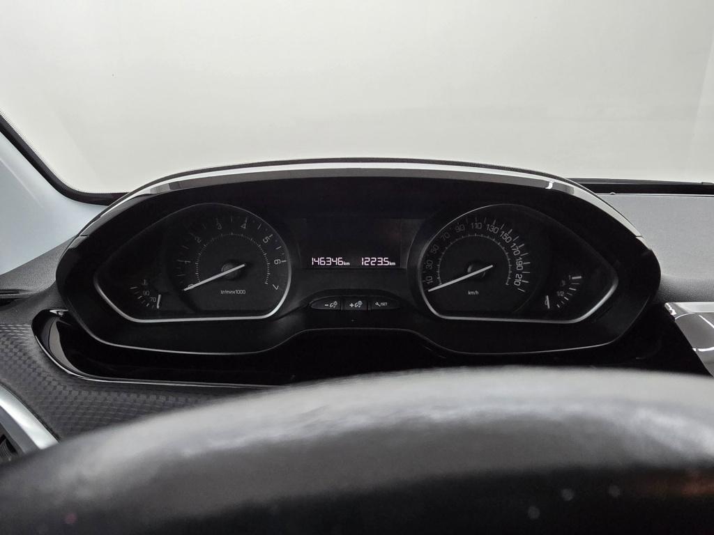 Peugeot 208 1.2 puretech gt-line | camera | pdc voor en achter | cruiscontr