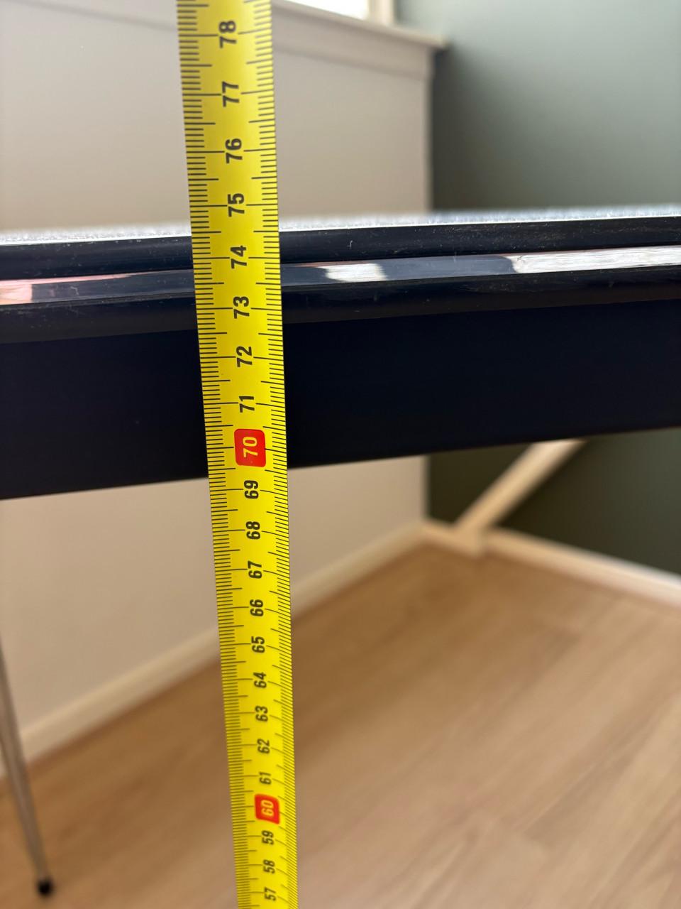 Vintage bureau Formica, met stoel