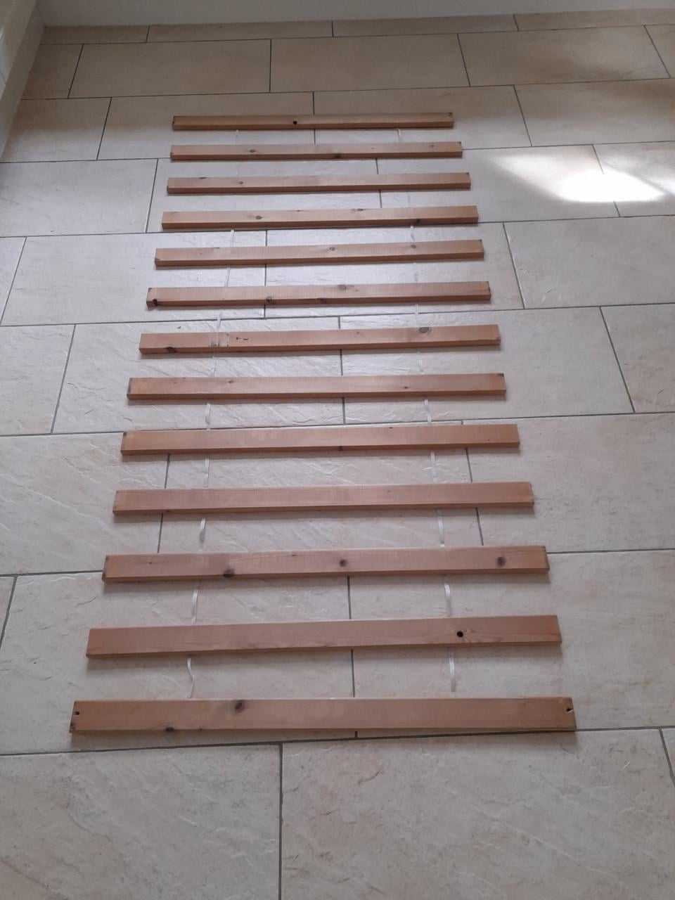Lattenbodem 90 x 190 (in goede staat )