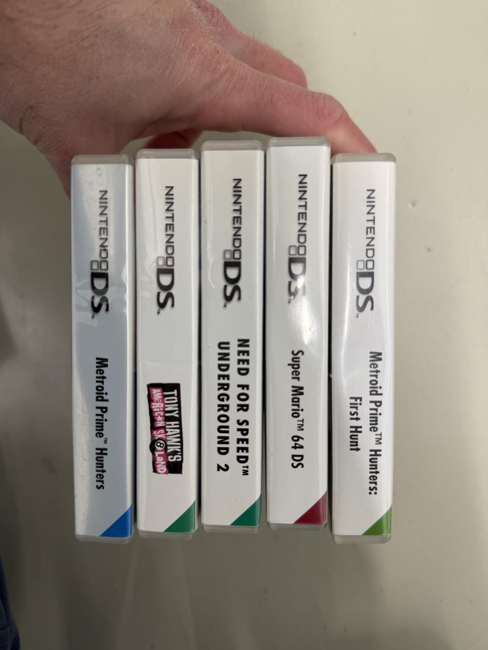 Nintendo DS (1e generatie) + games + GBA games + R4DS