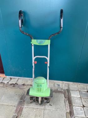 Elektronische tuinfreesje