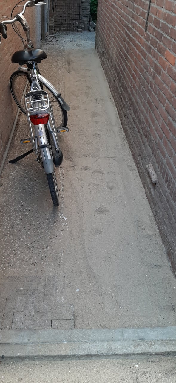 Gevraagd hulp bij bestrating tuin
