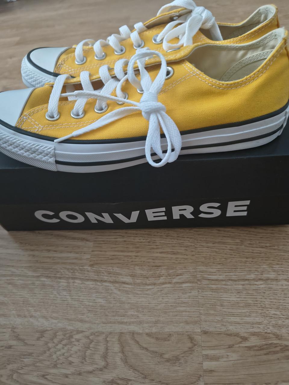 Converse all stars