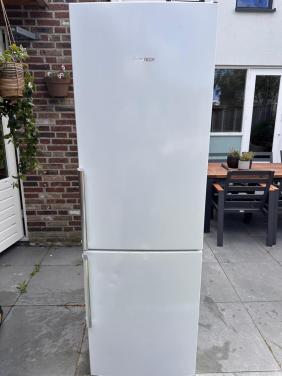Bosch koel-vriescombinatie – KGE36EW43/03