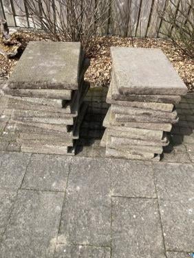 Ruilen: 24 betontegels 60x40x4