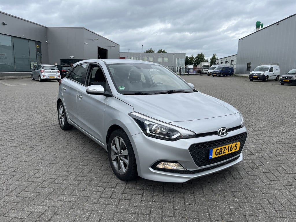 Hyundai I 20 1.2 hp i-motion premium 42 dkm