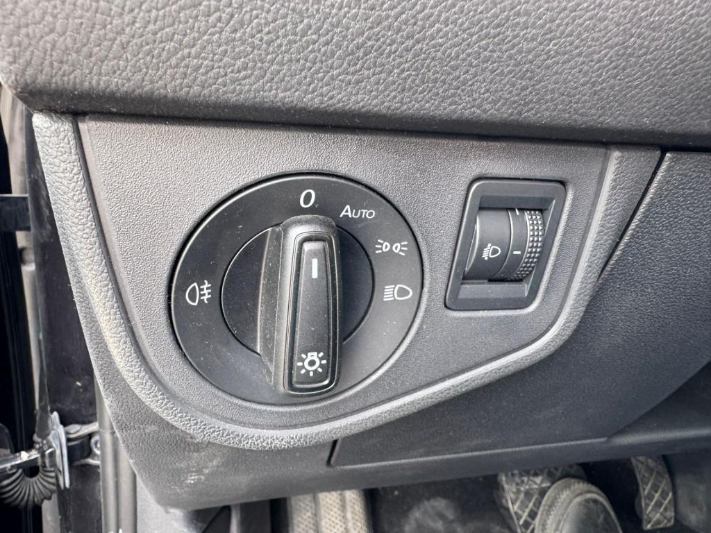 Volkswagen Polo 1.0 tsi life business