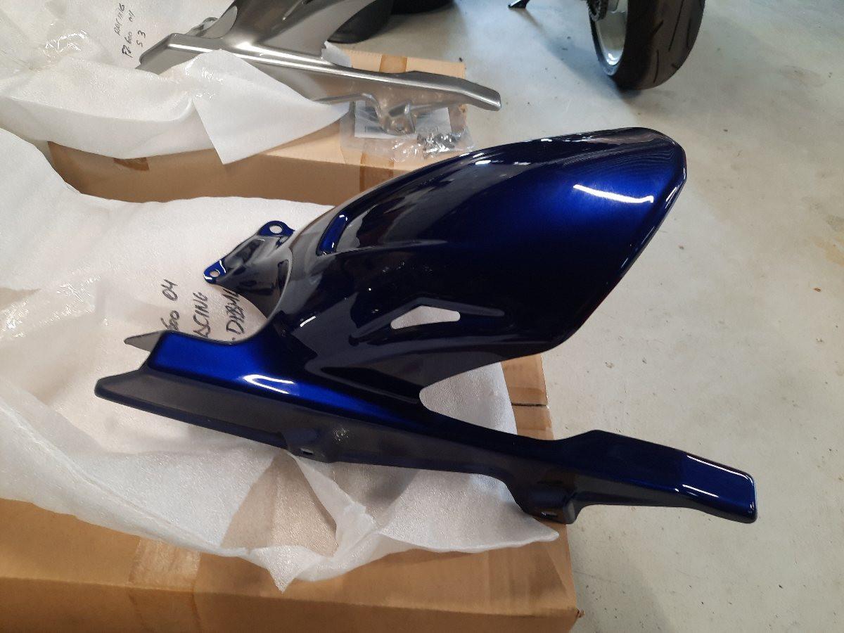 10.000 Nieuwe en gebruikte motor onderdelen