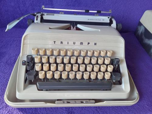 Typmachine