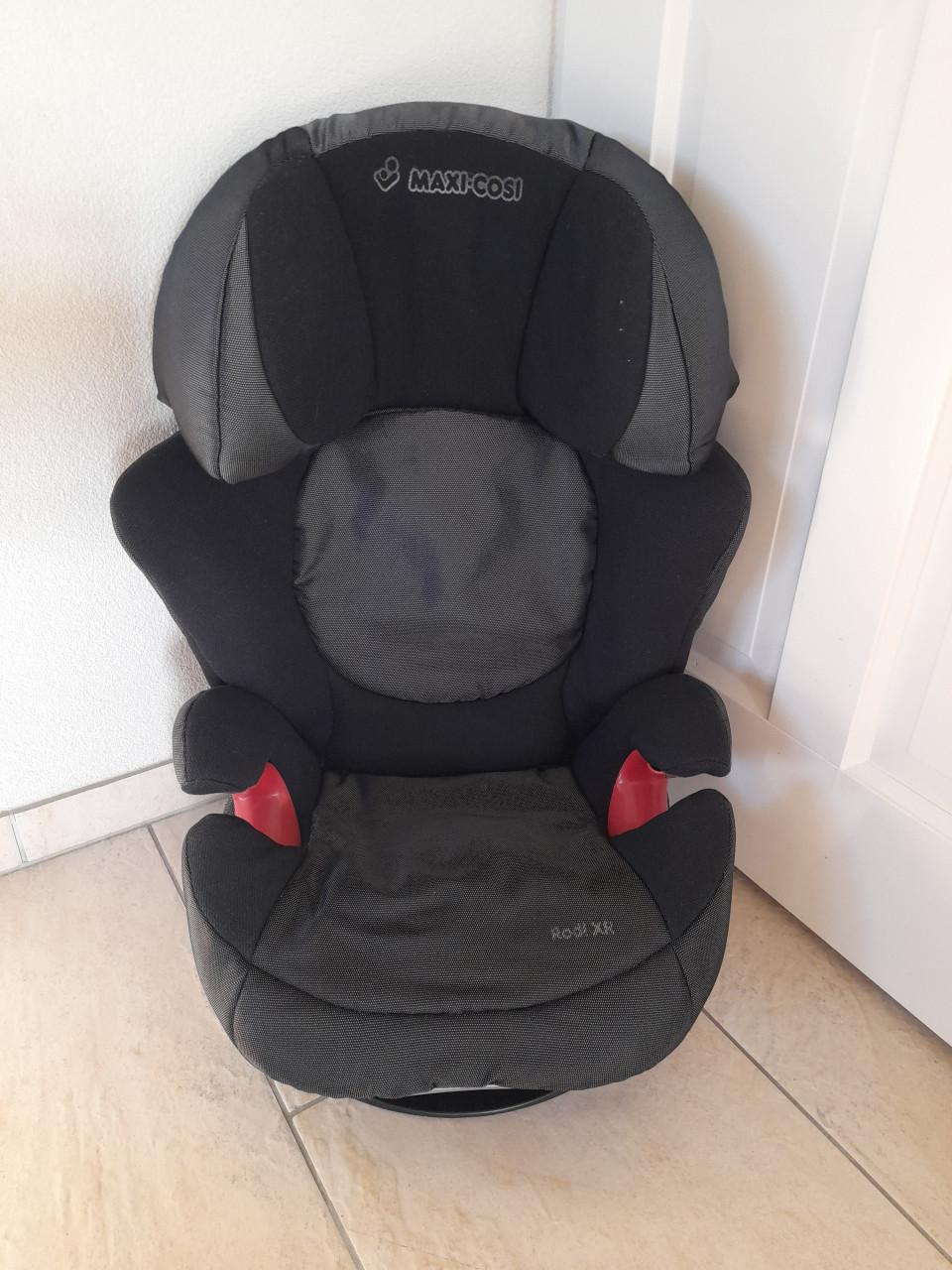 Maxi cosi autostoel 15 / 35 kg ( in goede nette staat )