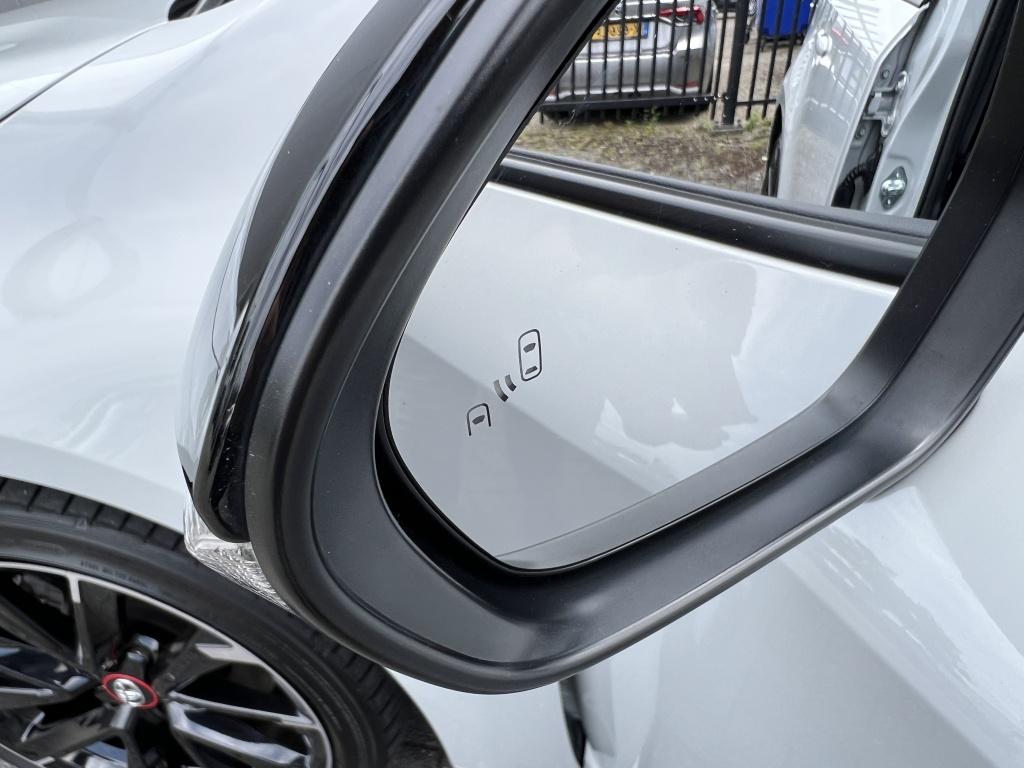 Toyota Corolla Touring Sports 2.0 hybrid gr sport plus | pano | jbl | head 