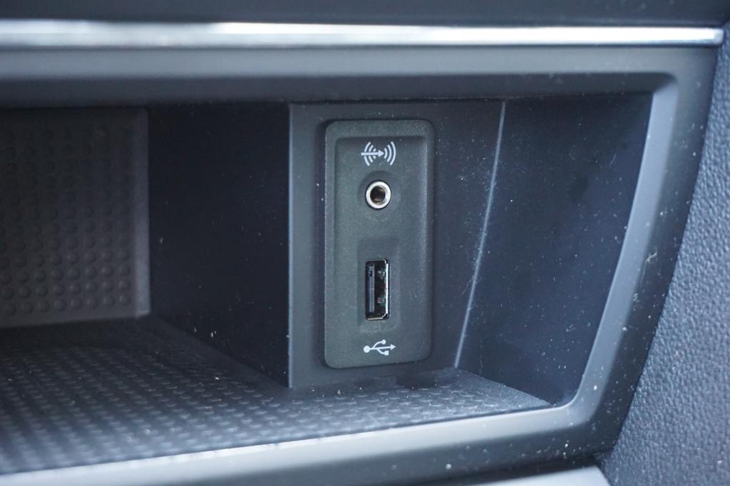 Seat Leon st 1.4 ecotsi fr connect climate / navi / cruise / camera / parke