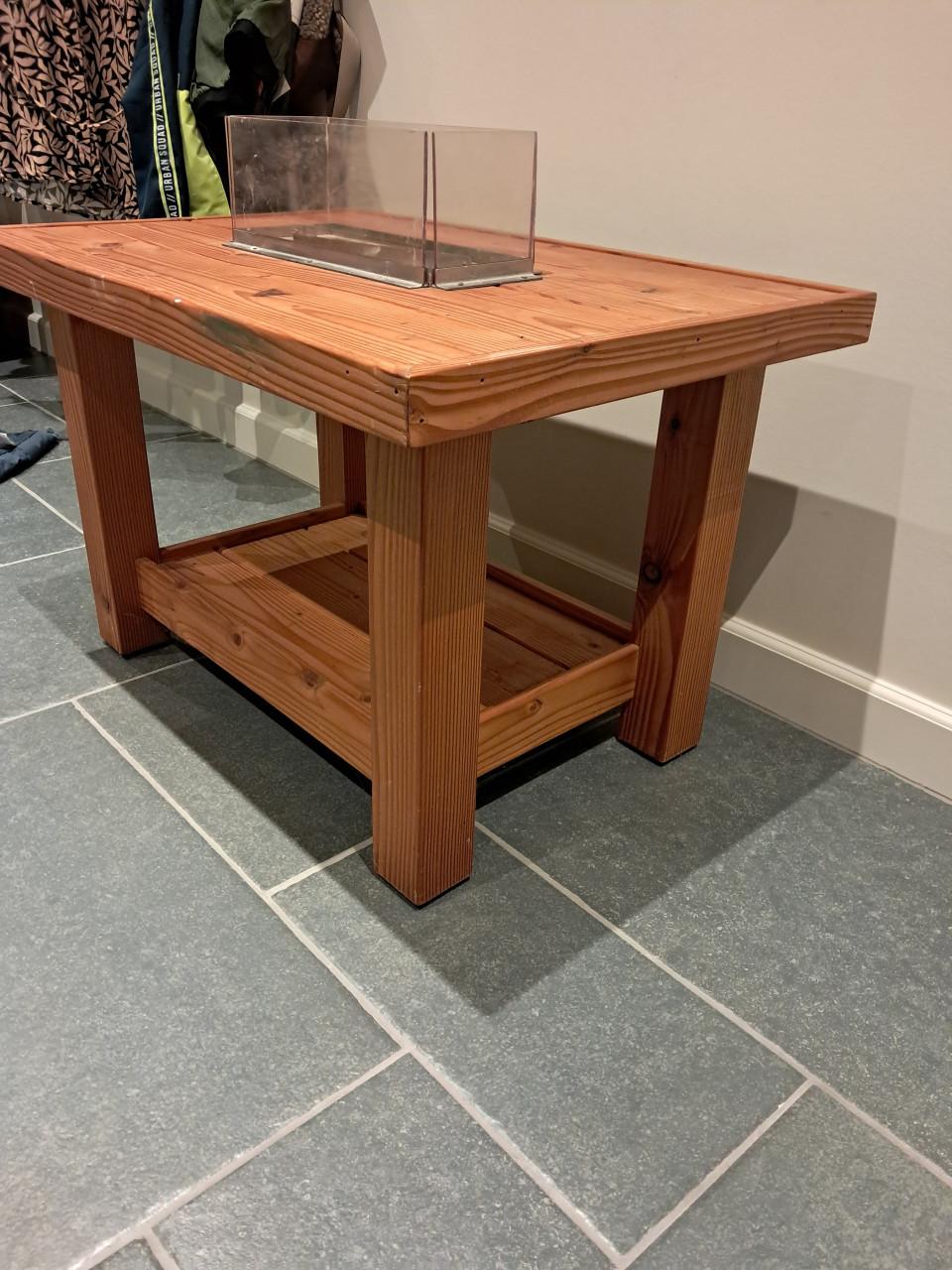 Te koop!! prachtige houten vuurtafel op bio-ethanol