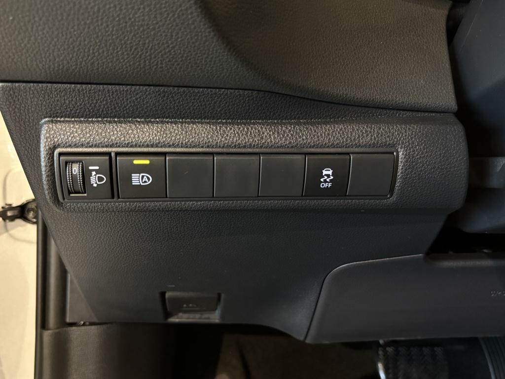 Toyota Corolla Touring Sports 2.0 hybrid first ed.