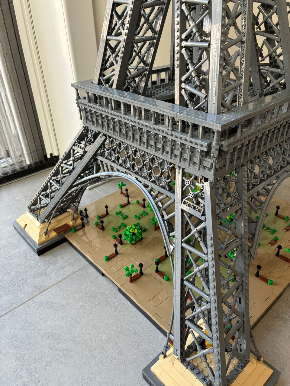 Lego Eiffeltoren 10307, 100% COMPLEET