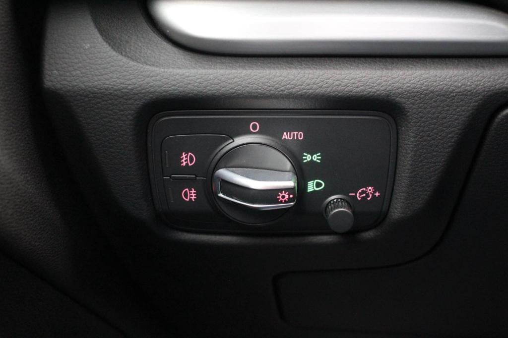 Audi A3 sportback 1.4 tfsi act s line sportpakket ultra - s-line - navi - a