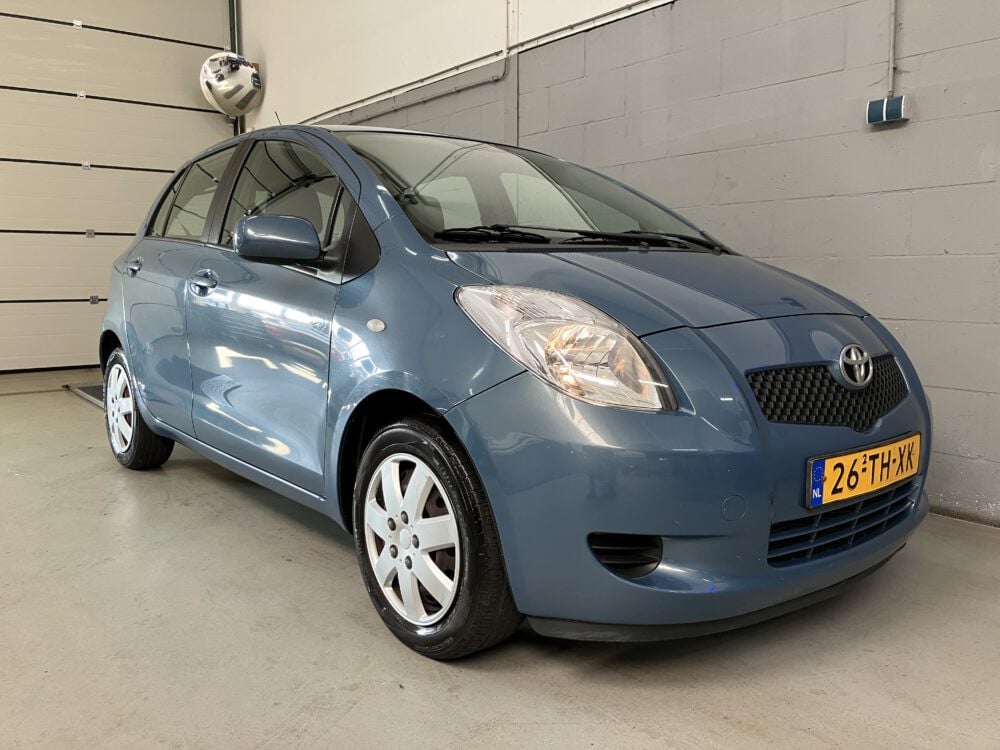 Toyota Yaris 1.3 VVTi Sol