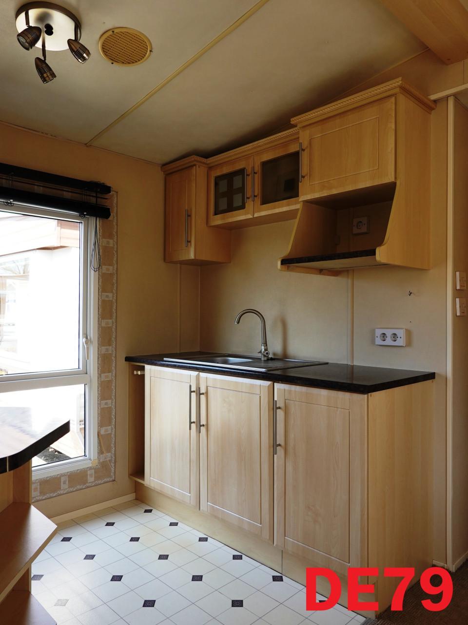 Royaal chalet met dubbel glas, openslaande deuren kopse kant, 3 slaapkamers