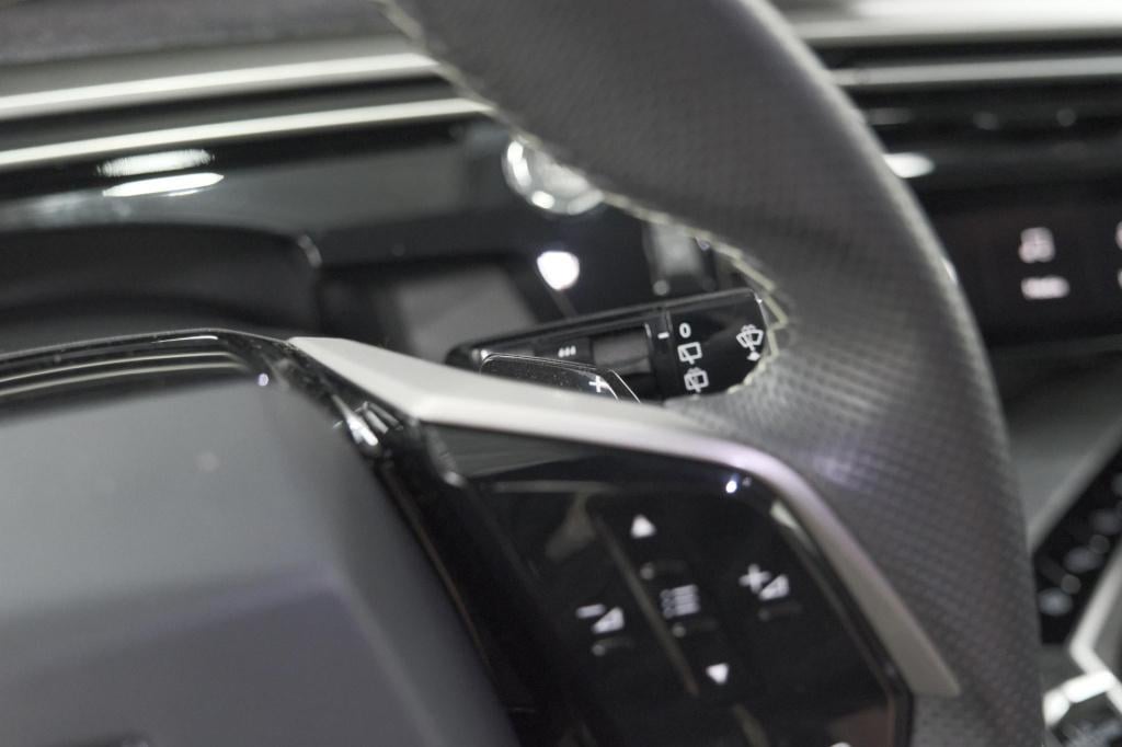 Peugeot 5008 1.2 hybrid 136 gt 7p | adaptieve cruise control | camera | ele