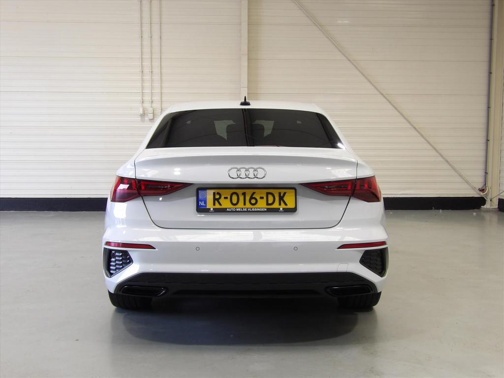 Audi A3 35 tfsi 150pk s tronic s line edition