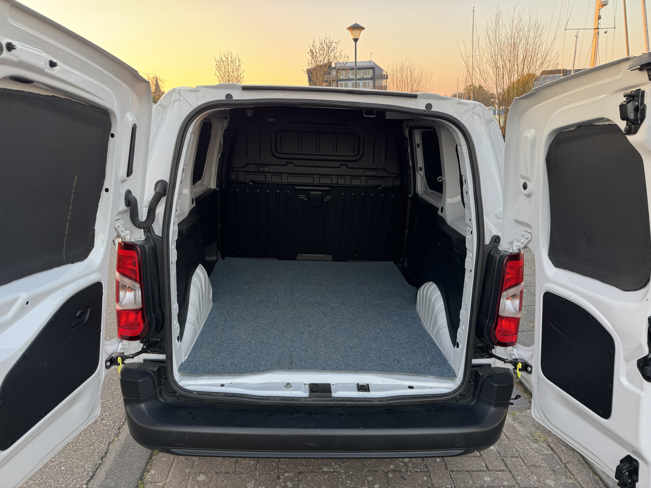 Peugeot Partner 1.5 BlueHDi L1 diesel!